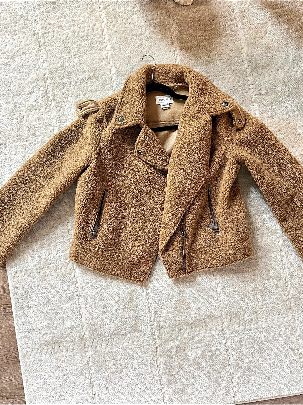 Republic Teddy Jacket in Brown Like New